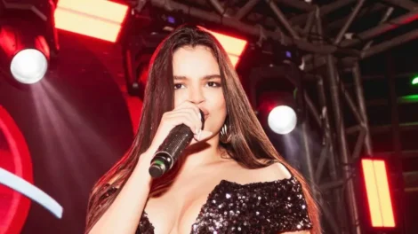 Cantora de forró denuncia ex-marido por violência doméstica e patrimonial