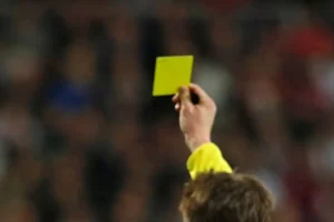Cartão amarelo de argentino do Fluminense levanta suspeitas de manipulação no Brasileirão