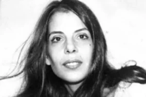 Claudia Savaget, cantora de MPB, morre aos 78 anos