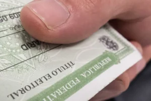 Com eleitorado mais velho, Brasil terá 158,7 milhões aptos a votar em 2026, diz TSE