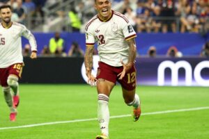 Com invencibilidade recorde, Espanha vai à final da Copa após 16 anos