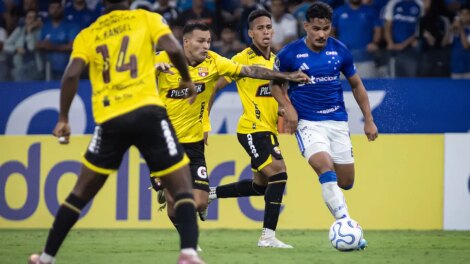 Conheça opções do Brasil para a próxima Copa; meio-campo é o foco