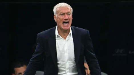 Deschamps detona arbitragem após França cair diante da Espanha