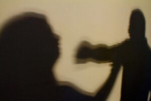 Dois em cada dez servidores da Assistência Social relatam já terem sido vítimas de agressões no local de trabalho em Maringá
