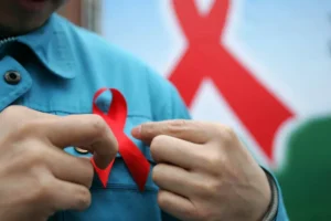 Dois novos casos de pessoas consideradas curadas do HIV são anunciados
