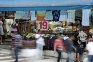 Economistas diminuem previsão da inflação pela terceira semana seguida