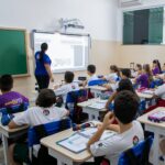 Educação em Maringá: O Desempenho e a Qualificação entre Redes Pública e Privada