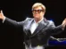 Elton John perde a paciência com princípe Harry após pedidos de dinheiro