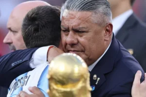 Escândalo pós-Copa abala Argentina com fortuna, celulares e FBI; entenda