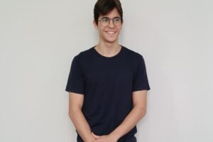 Estudante de Maringá vai representar o Brasil em Campeonato Mundial de Matemática na Tailândia