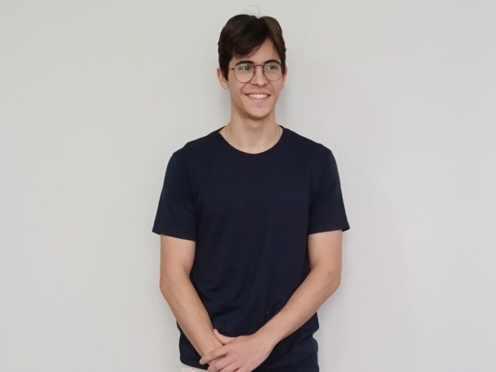 Estudante de Maringá vai representar o Brasil em Campeonato Mundial de Matemática na Tailândia