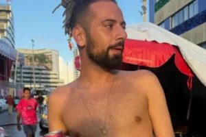 Ex-namoradas acusam Cartolouco de agressões; vídeo mostra influenciador queimando vítima com cigarro