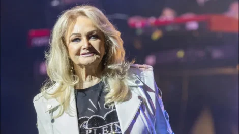 Famosos lamentam a morte de Bonnie Tyler