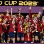 Finalista da Copa masculina, Espanha pode "unificar" títulos mundiais