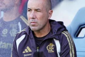 Flamengo vê duelo na zaga acirrar e Jardim avalia estratégia para setor
