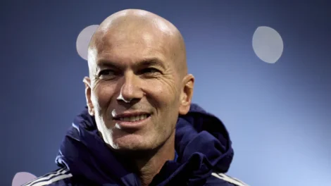 França aposta em Zidane, mas escolhas por ídolos nem sempre funcionaram