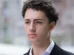 Francês de 19 anos é condenado por lamber canudo em Singapura