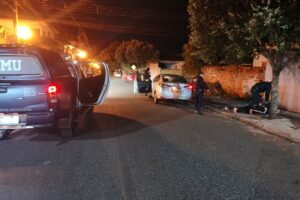Guarda Municipal de Sarandi recupera carro roubado em Maringá e detém dois suspeitos