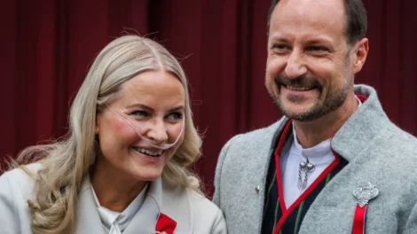 Haakon esclarece estado de saúde de Mette-Marit: "Longo caminho"