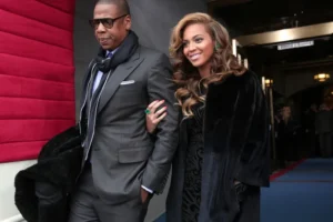 Homem é preso após bater carro no portão de Jay-Z e Beyoncé