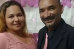 Homem mata esposa e deixa recado ao filho antes de ser preso