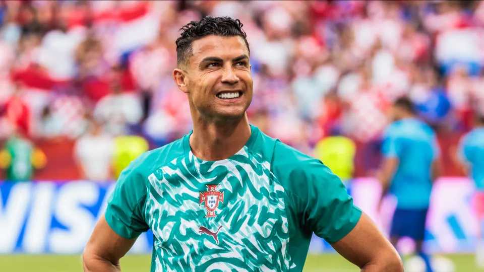 Irmã fala em "última dança", mas Cristiano Ronaldo pede calma