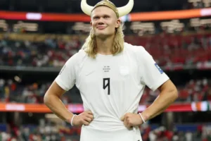 Já pesquisou "Erling Haaland" no Google? Há "invasão viking" na tela