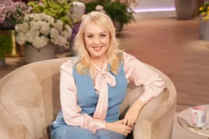 Já trabalhei para gente assim, diz atriz que vive chefe deslumbrada de 'St. Denis Medical'