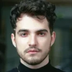 Jão anuncia retorno à música durante intervalo de 'Quem Ama Cuida'