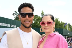 Jessie J anuncia término com o jogador de basquete Chanan Safir Colman