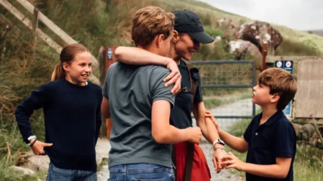 Kate Middleton mostra apoio da família após desafio no Reino Unido
