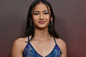 Kaylee Hottle, atriz de "Godzilla vs. Kong", morre aos 18 anos