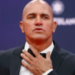 Kelly Slater volta ao circuito mundial em etapa no Taiti