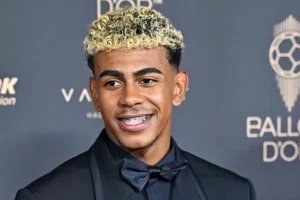 Lamine Yamal troca bairros de luxo por cidade tranquila para a mãe