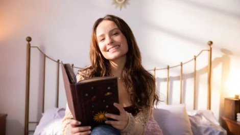 Larissa Manoela revela restrição após cirurgia contra endometriose
