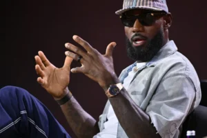 LeBron James abala NBA e é arrasado por Trump: "Talvez seja racista"
