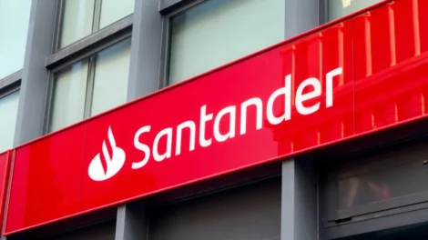 Lucro do Santander cai para R$ 3 bilhões no 2º tri com piora na inadimplência