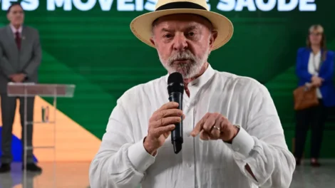 Lula diz não ser 'louco' para brigar com EUA e China, e Alckmin critica Milei