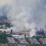 Mais de 100 casas "totalmente destruídas" em incêndio na Noruega