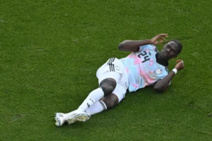Meia da Bélgica rompe ligamento do joelho e está fora da Copa, diz NYT