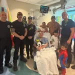 Menina de 11 anos leva tiro na cabeça durante tiroteio em McDonald's
