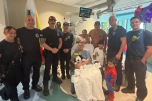 Menina de 11 anos leva tiro na cabeça durante tiroteio em McDonald's