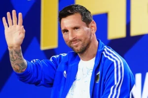 Messi fala pela primeira vez sobre banho em Lamine Yamal: "É uma loucura"