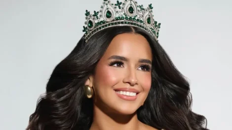 Miss e namorado são achados mortos abraçados sob escombros