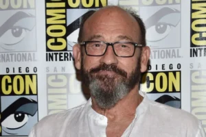 Morre Chuck Russell, diretor do filme "O Máscara", aos 74 anos