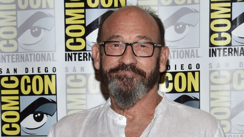 Morre Chuck Russell, diretor do filme "O Máscara", aos 74 anos
