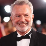 Morre Sam Neill, ator de "Jurassic Park", "Peaky Blinders" e "O Piano"