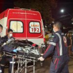 Motociclista morre após bater em meio fio e ser arremessado contra árvore, em Maringá