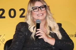 Música inédita de Marília Mendonça chega ao público nesta quarta