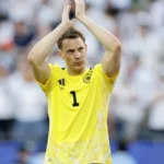 Neuer fala em decepção, mas não se arrepende de volta à Alemanha para Copa